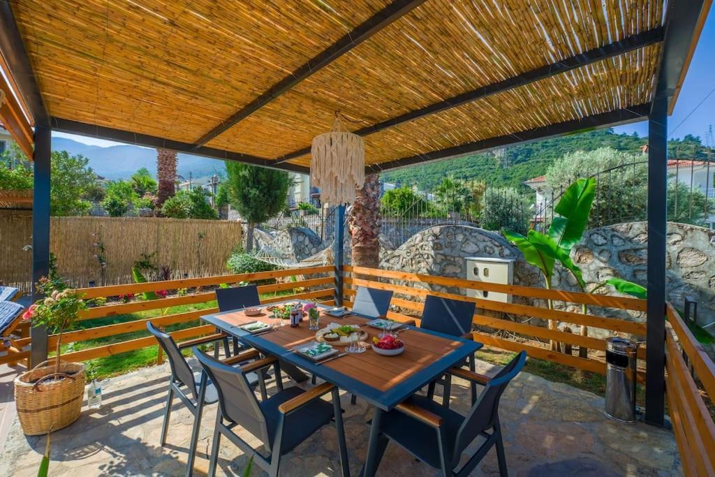 Villa Zalin Ovacık Esterno foto